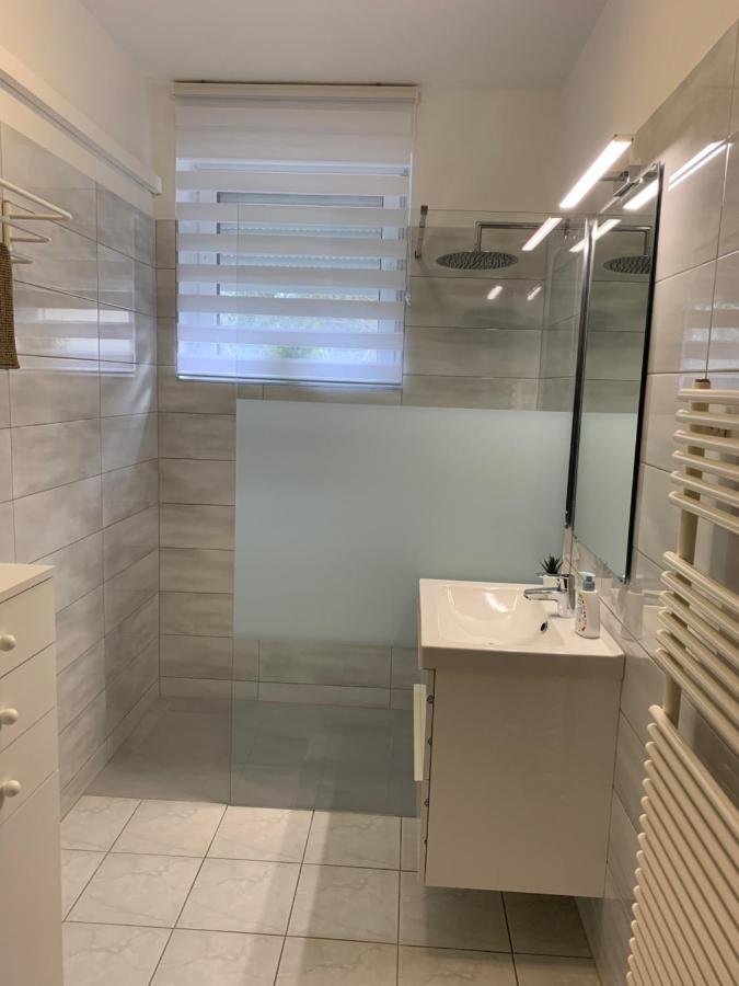 Konig Apartman Iii. Heviz Exterior foto